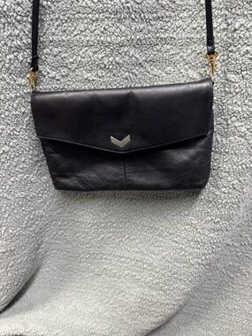 Vintage Black Leather Crossbody Shoulder Bag with Chevron Accent